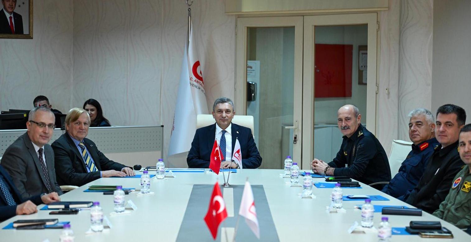 Antalya’da 112’ye asılsız ihbar yapanlara ceza yağdı: 2025’te 63 kişiye işlem