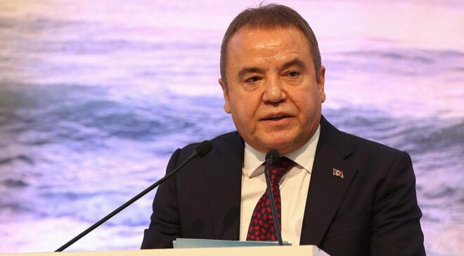 Muhittin Böcek’in avukatı davadan çekildi! Kulisleri hareketlendiren iddia
